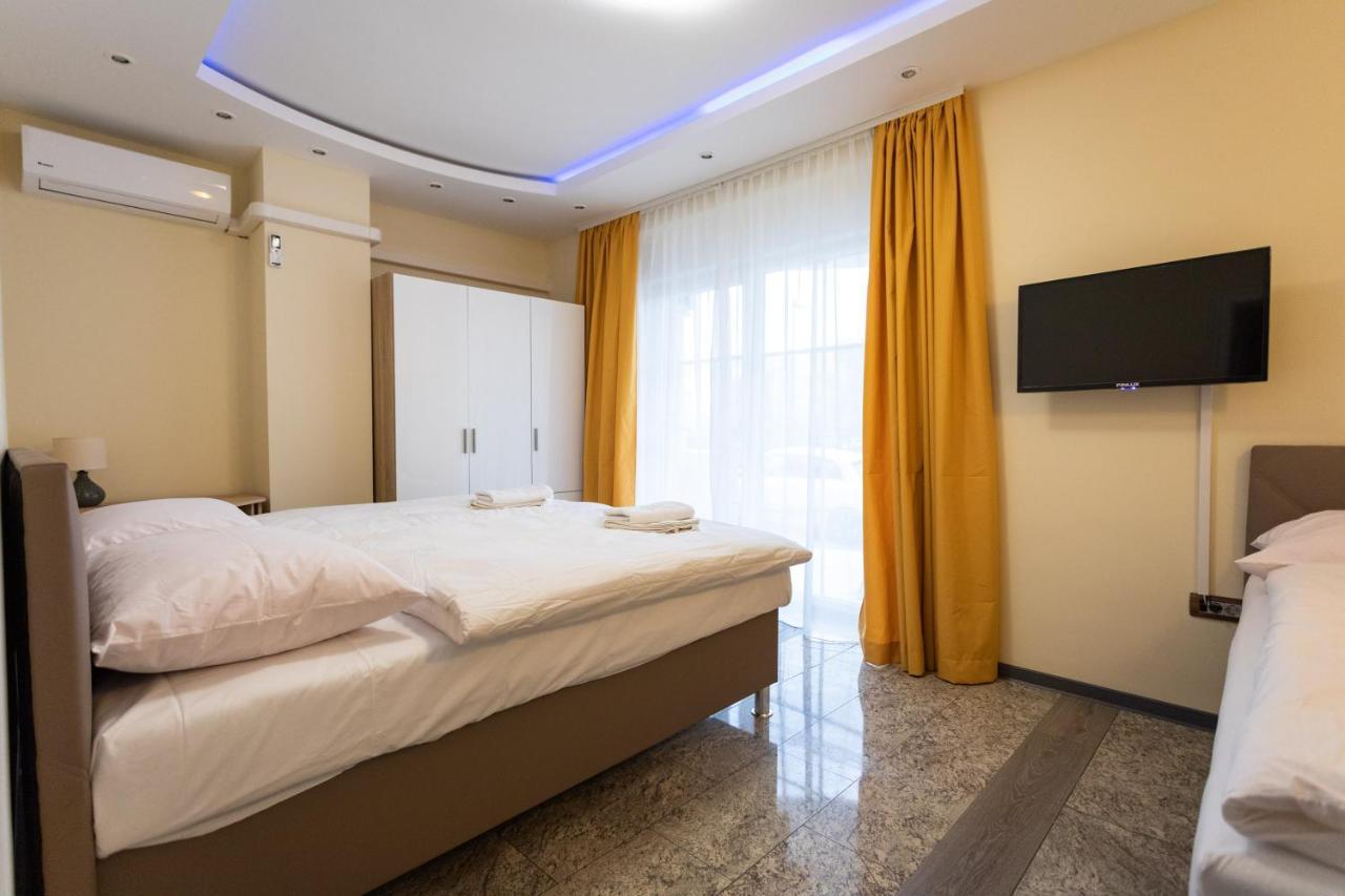 Apartments And Rooms Rubina Laibach Exterior foto