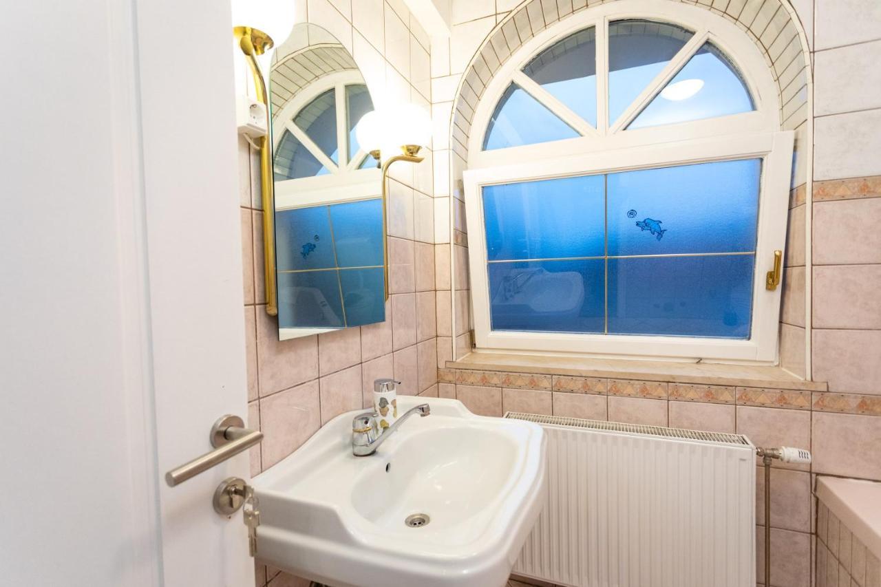 Apartments And Rooms Rubina Laibach Exterior foto
