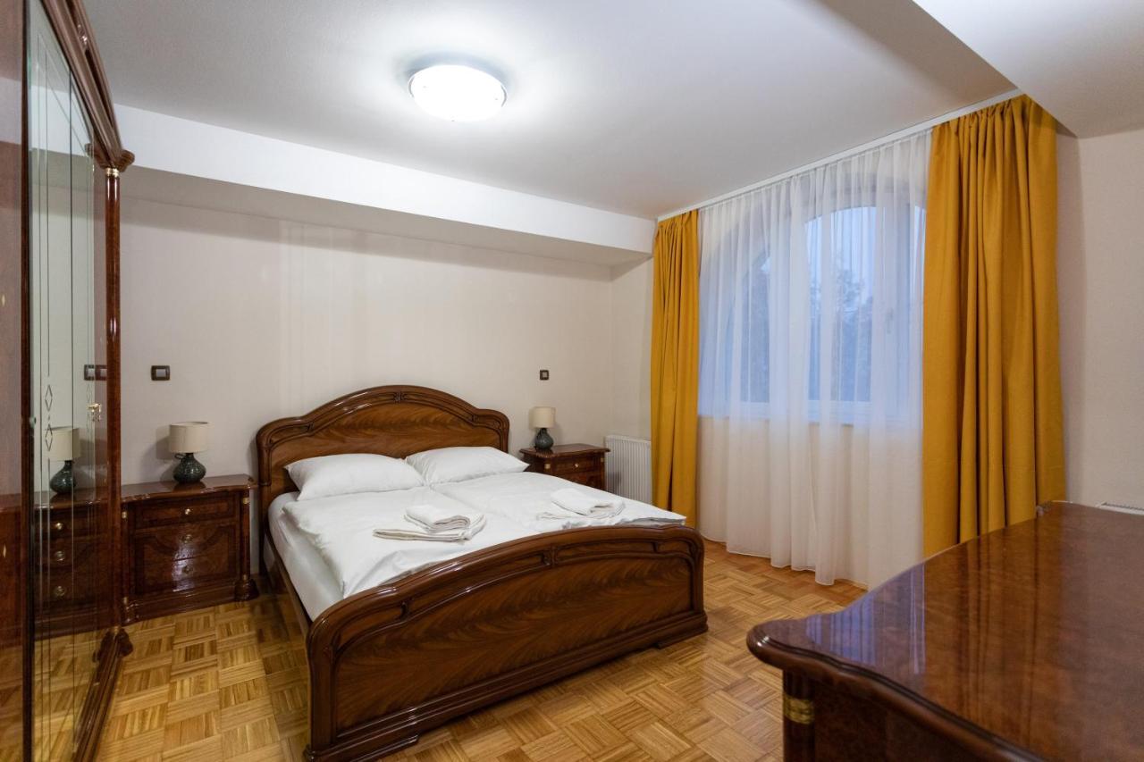 Apartments And Rooms Rubina Laibach Exterior foto