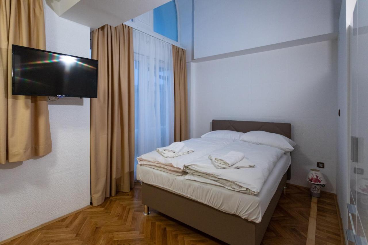 Apartments And Rooms Rubina Laibach Exterior foto